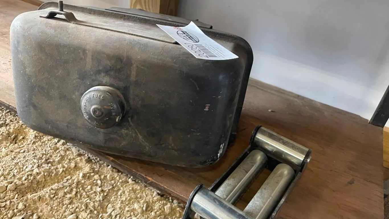 Gas Tank and Winch Guide