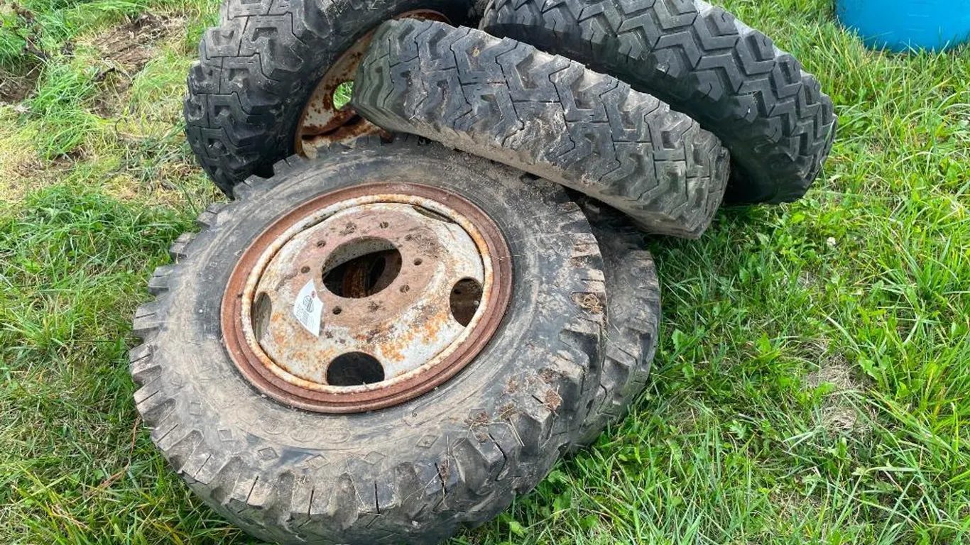 (5) Tires and Rims