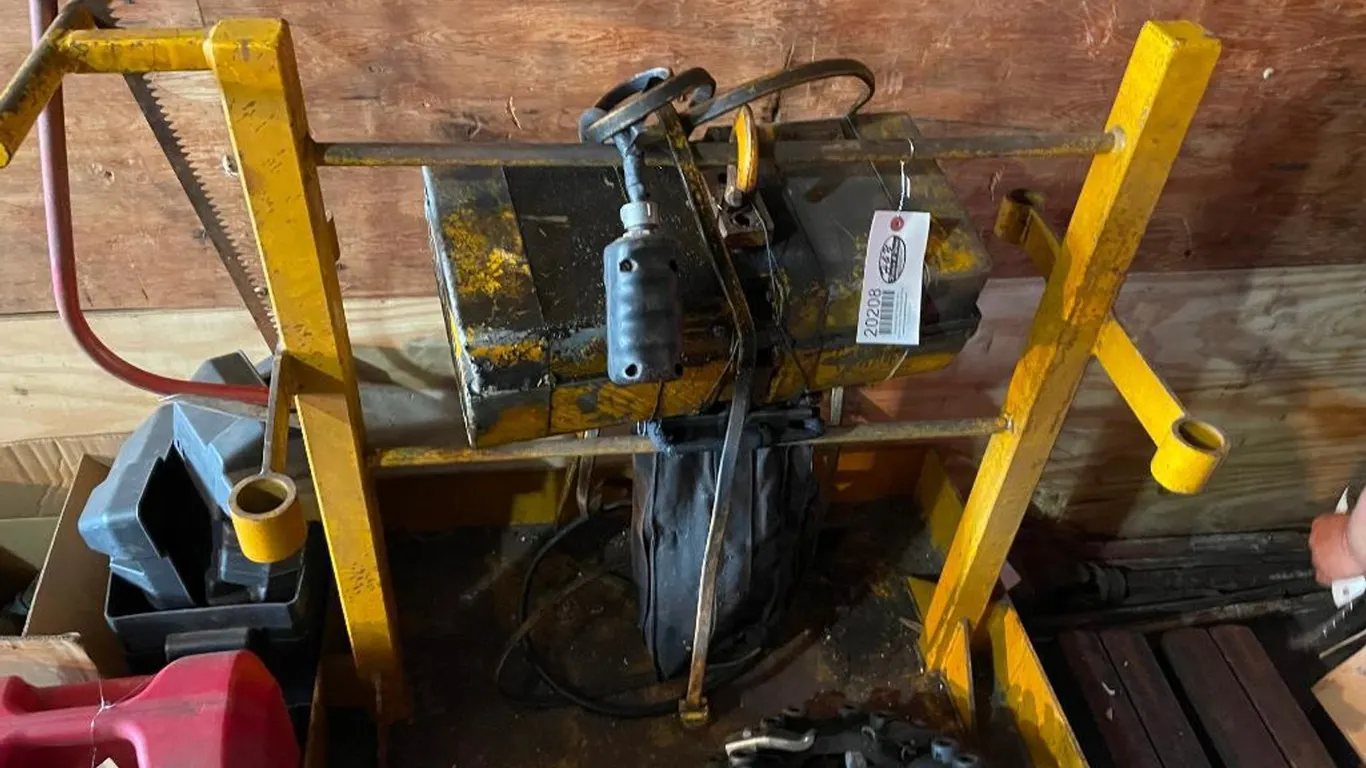 Shop Cart with Electric Chain Hoist