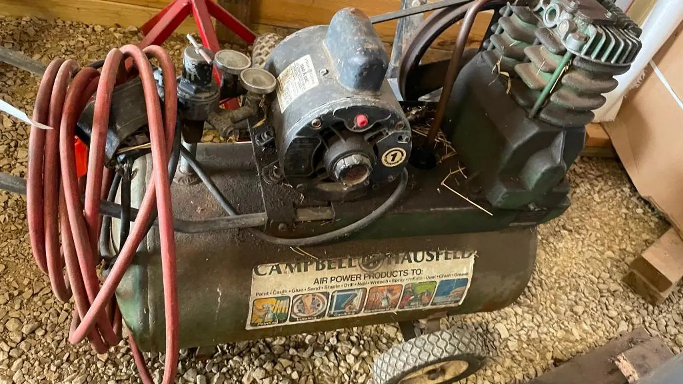 Campbell Hausfeld Portable Air Compressor