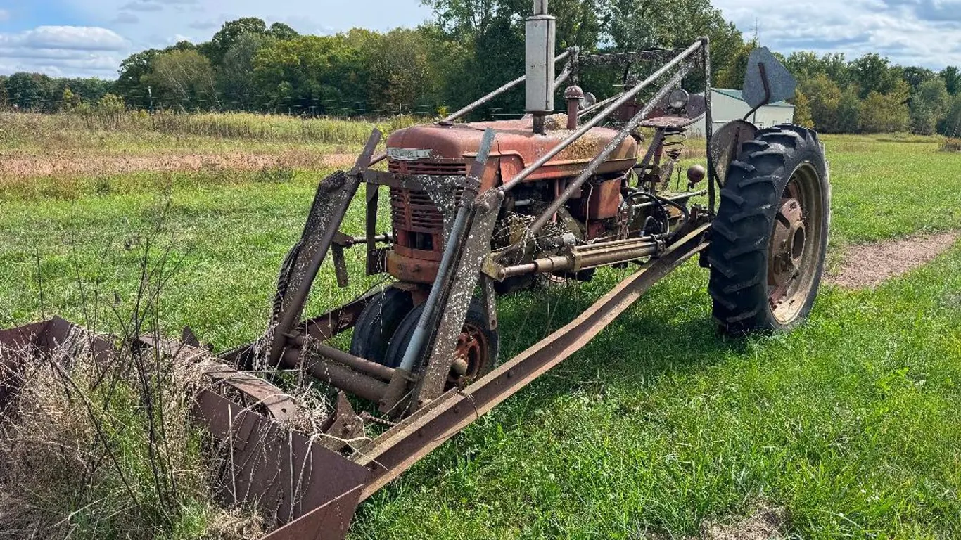Farmall H Tractor with Front-End Loader