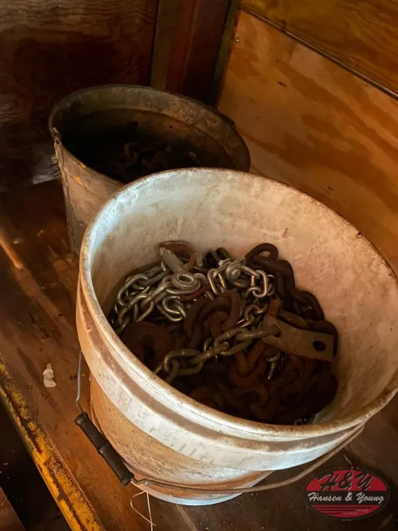Buckets of Chains
