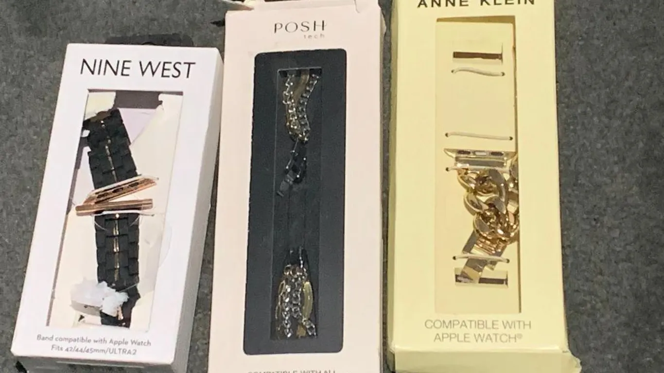 Lot of 3 Apple Watch Bands