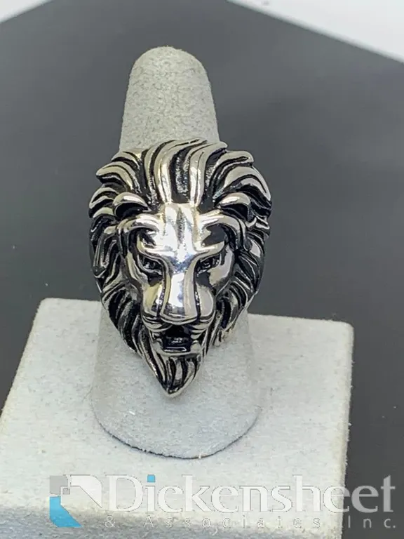 Large Lion Ring