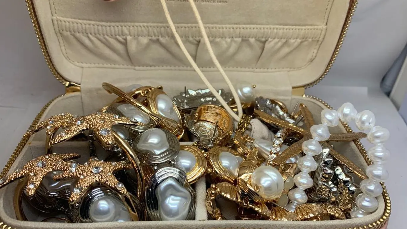 Lot of Jewelry