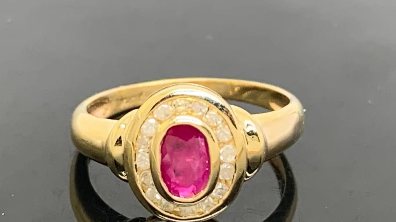 14KT Yellow Gold Ruby Ring