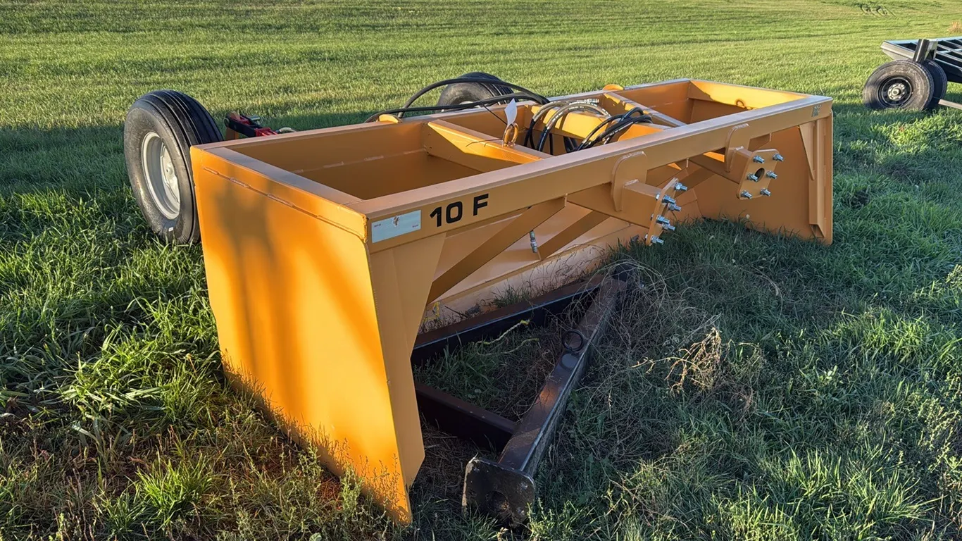 9853 - IA 10F Box Scraper