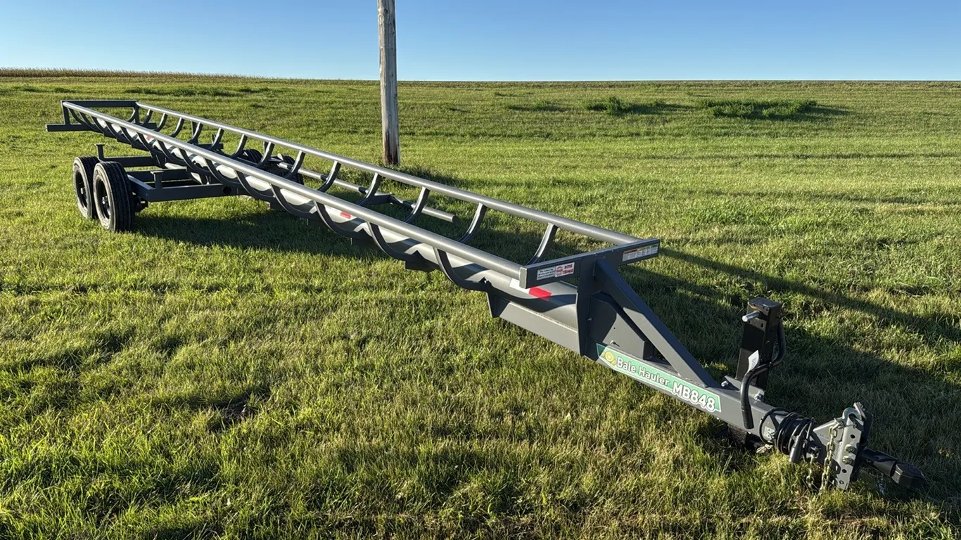 1868 - IA MB848 Bale Trailer