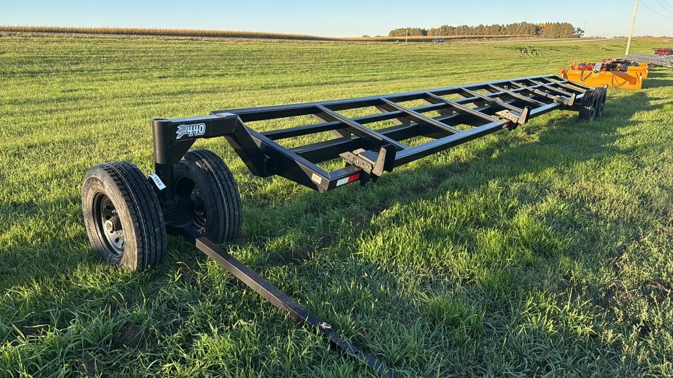 1854 - IA 440 Head Trailer