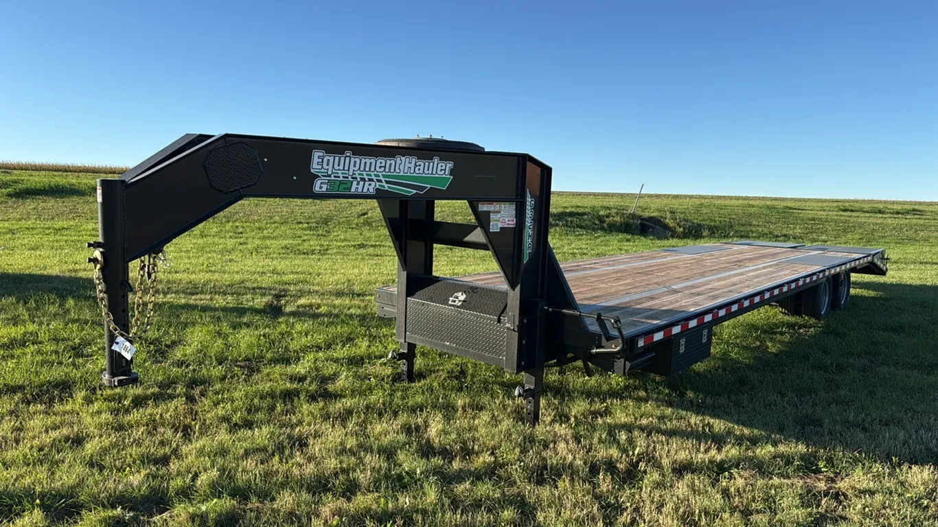 1864 - G324R Equipment Hauler