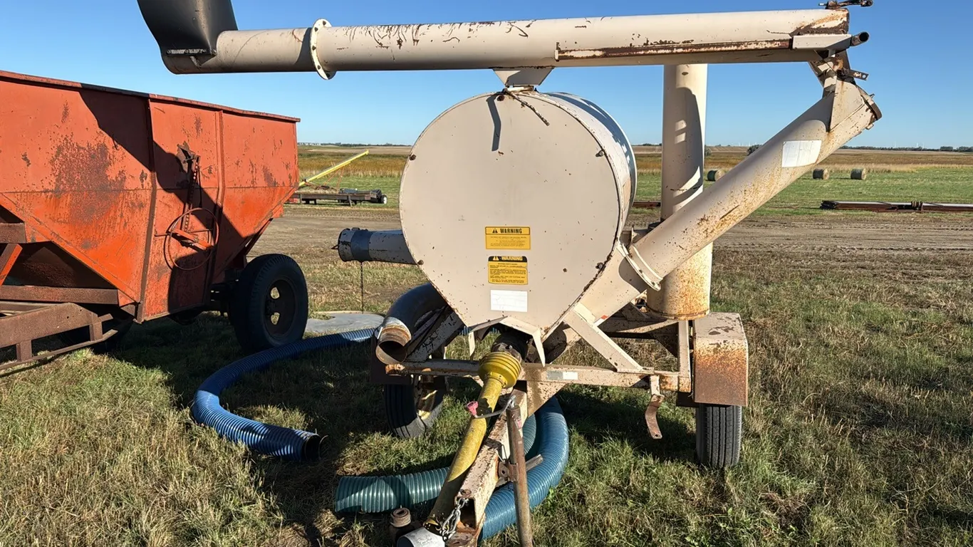 2449 - Rem 552 Grain Vac