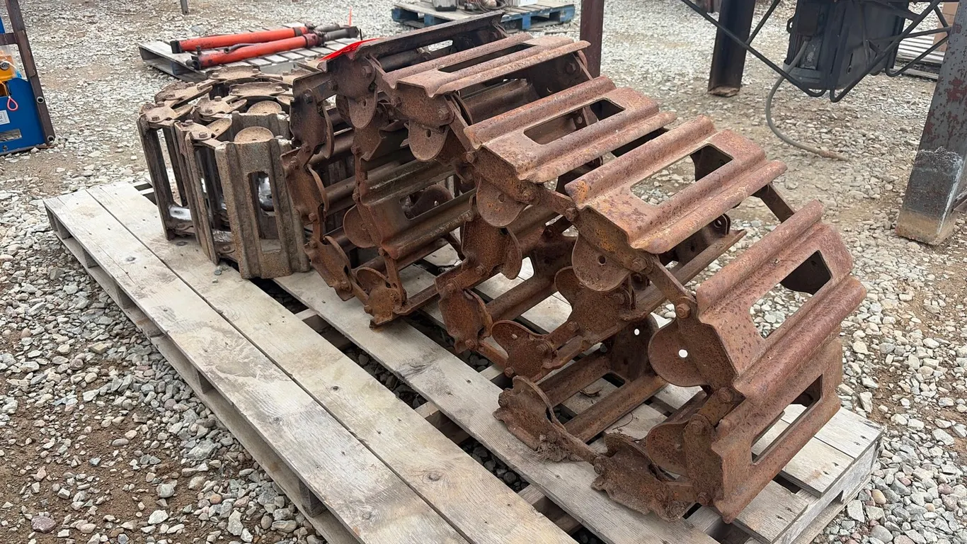 Set Of Tracks
