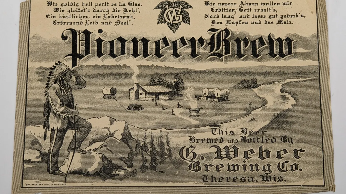 PRE PROHIBITION BEER BOTTLE LABEL PIONEER BREW G. WEBER BREWING THERESA WISCONSIN