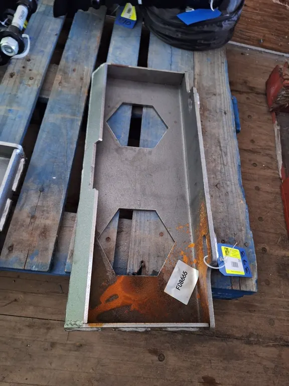 2026 Future Skid Steer Mounting Plate, Model FT-S10, Unused, Standard SAE J2513 Measurement :1150*440*70mm