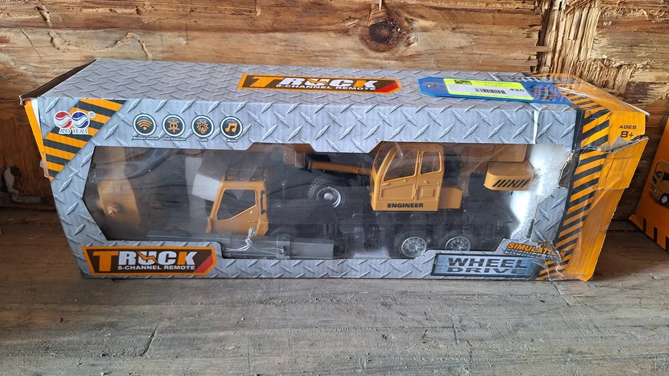 2026 Future Crane Toy, Unused