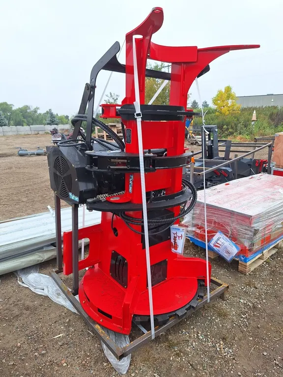 2026 Future Feller Buncher, Model FT-FB77, Unused, Max opening size: 30", Number of grips: 3pcs Max Cutting Diameter: 13", Disc Diameter: 38" , Workin