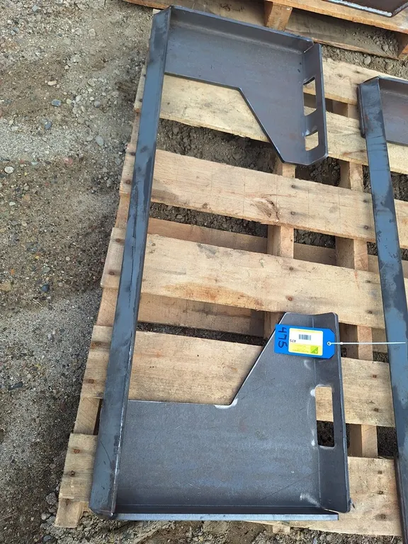 2026 Wolverine ECOTRIC 3/8" Thick Quick Tach Cut Out Mount Plate, Model QMP1-16-10T, Unused