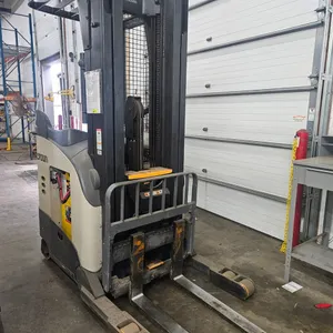 Crown RR 5725-45 Electric Reach Forklift, SN: 1AS22040, 6,459 Hours, 36VDC, V Force V-HFE Series Charger 220V 3PH