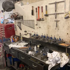 8' METAL WORK BENCH. 4 DRAWERS, 5" VISE, COMPLETE SET OF MATCHING COMBINATION WRENCHES (7MM-24MM),