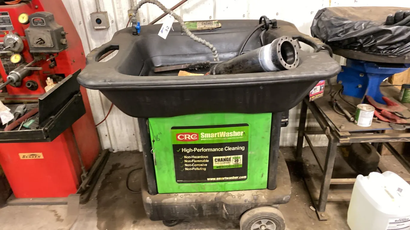 CRC. SMART WASHER PART CLEANING STATION. NON HAZARDOUS. WITH CHEMICALS