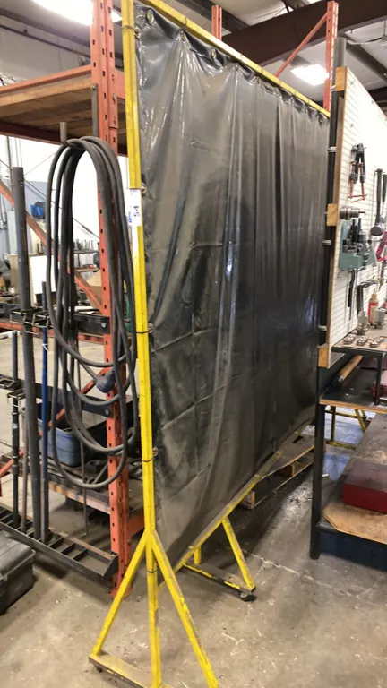 2 X 8' X 92" WELDING SCREENS ON WHEELS