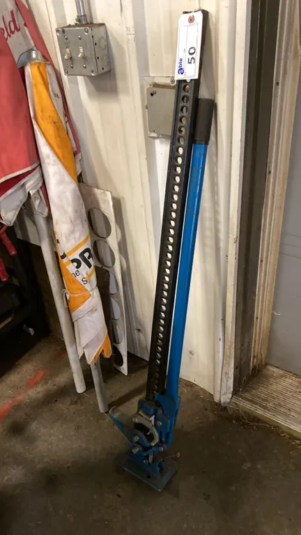 JACKALL FARM JACK 48" HIGH