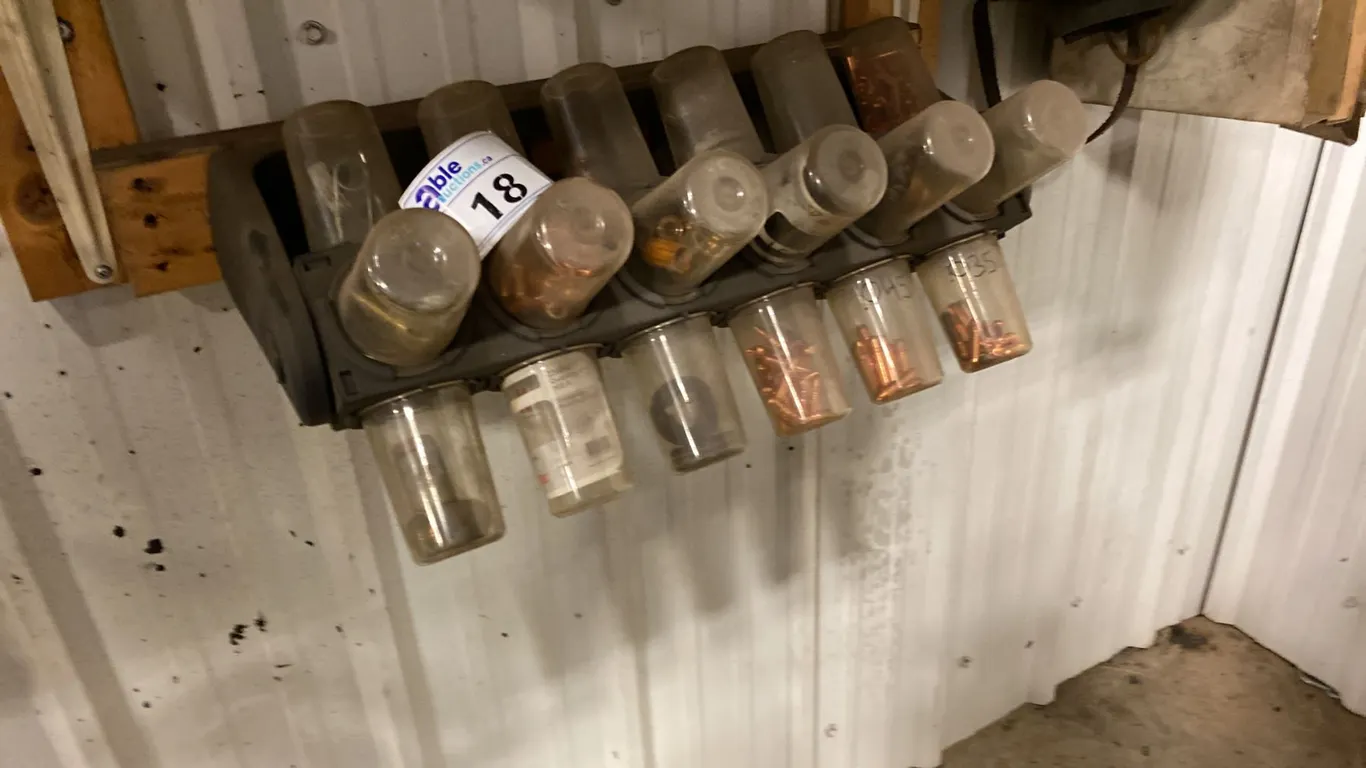 WELDING TIP WALL MOUNT STORAGE UNIT. 24 COMPARTMENTS. INCLUDES LARGE ASST OF TIPS