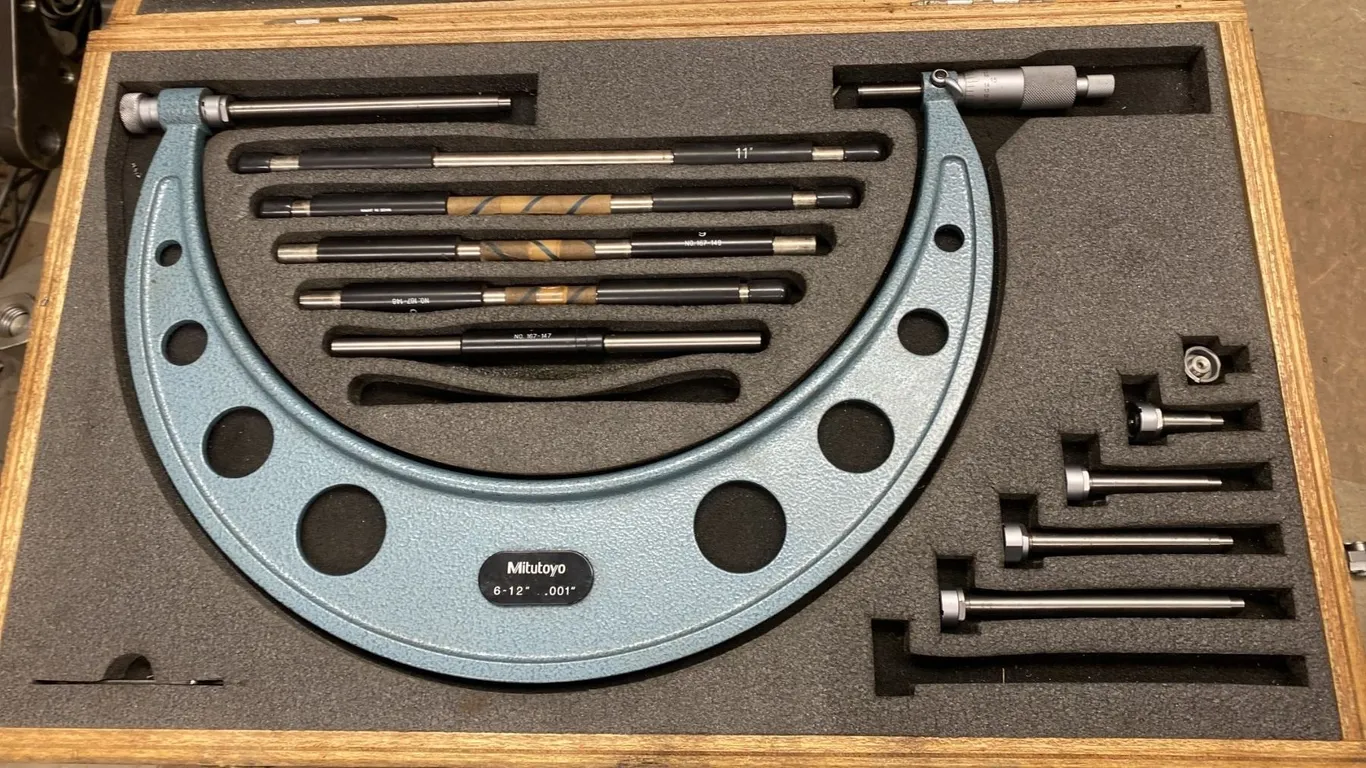 MITUTOYO PRECISION MICROMETER SET 12' .001" ACCURACY