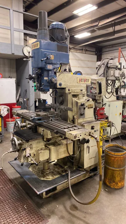 FORTWORTH G-450 MILLING MACHINE. 220 VOLT 3 PHASE. 2007. 5 HP MAIN SPINDLE