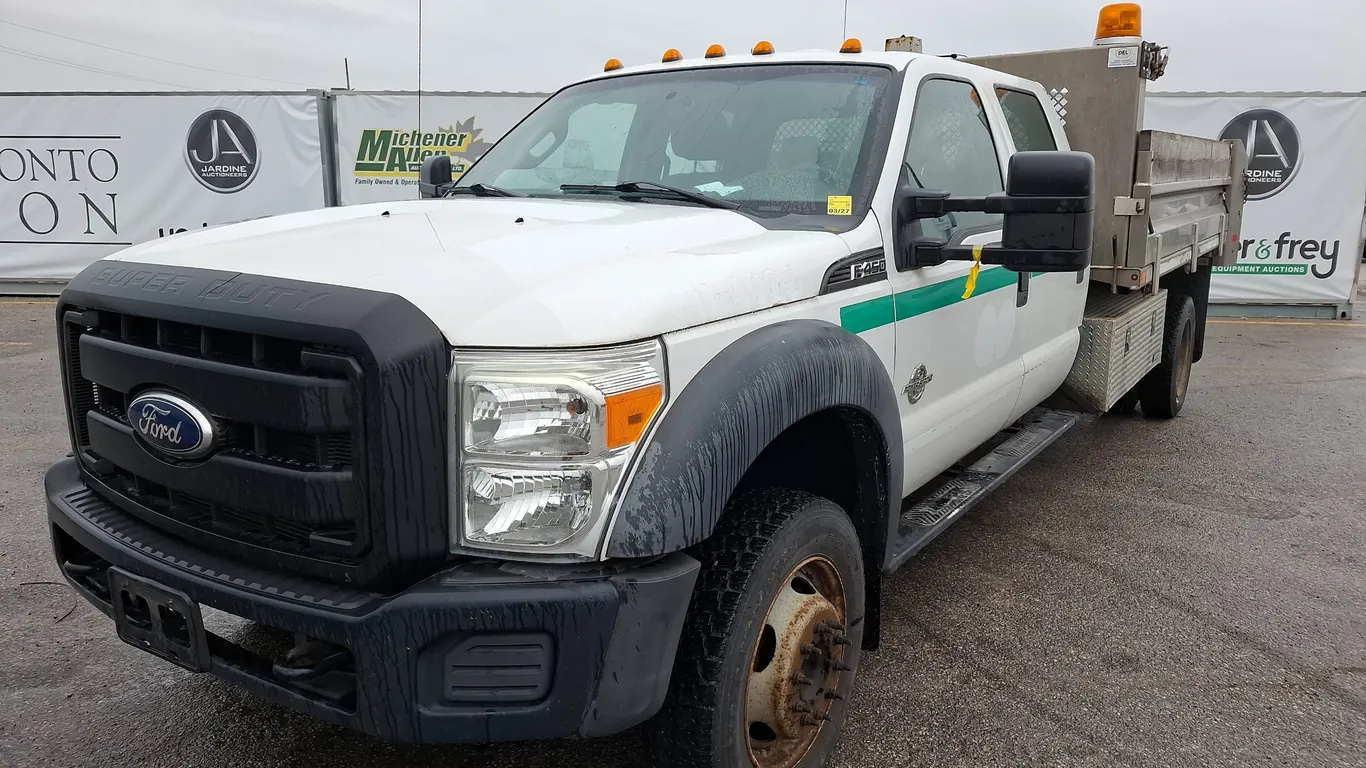 2011 Ford F-450 Super Duty S/A Service Truck
