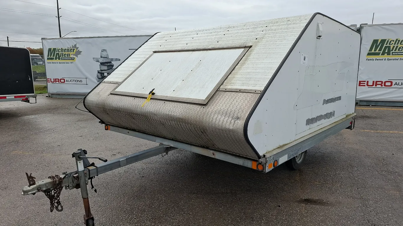 2007 Northtrail Snowmobile S/A Enclosed Trailer