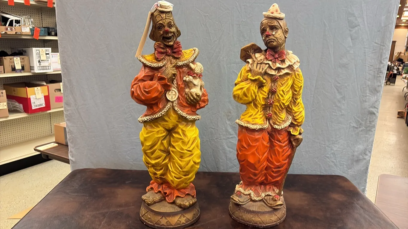 2- Clown Statues