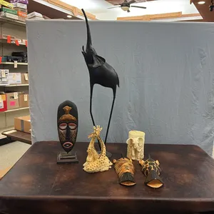 Tiki Face, Giraffe & Elephant Decor