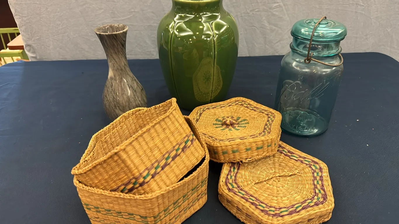 Vases, baskets, jar