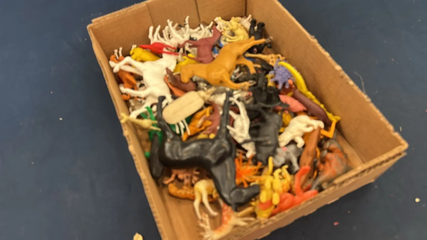 Toy animals
