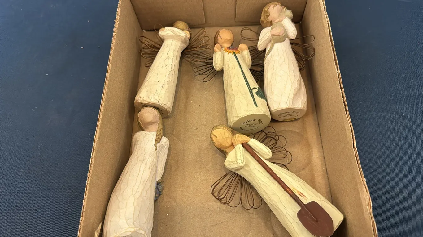 Willow Tree figurines