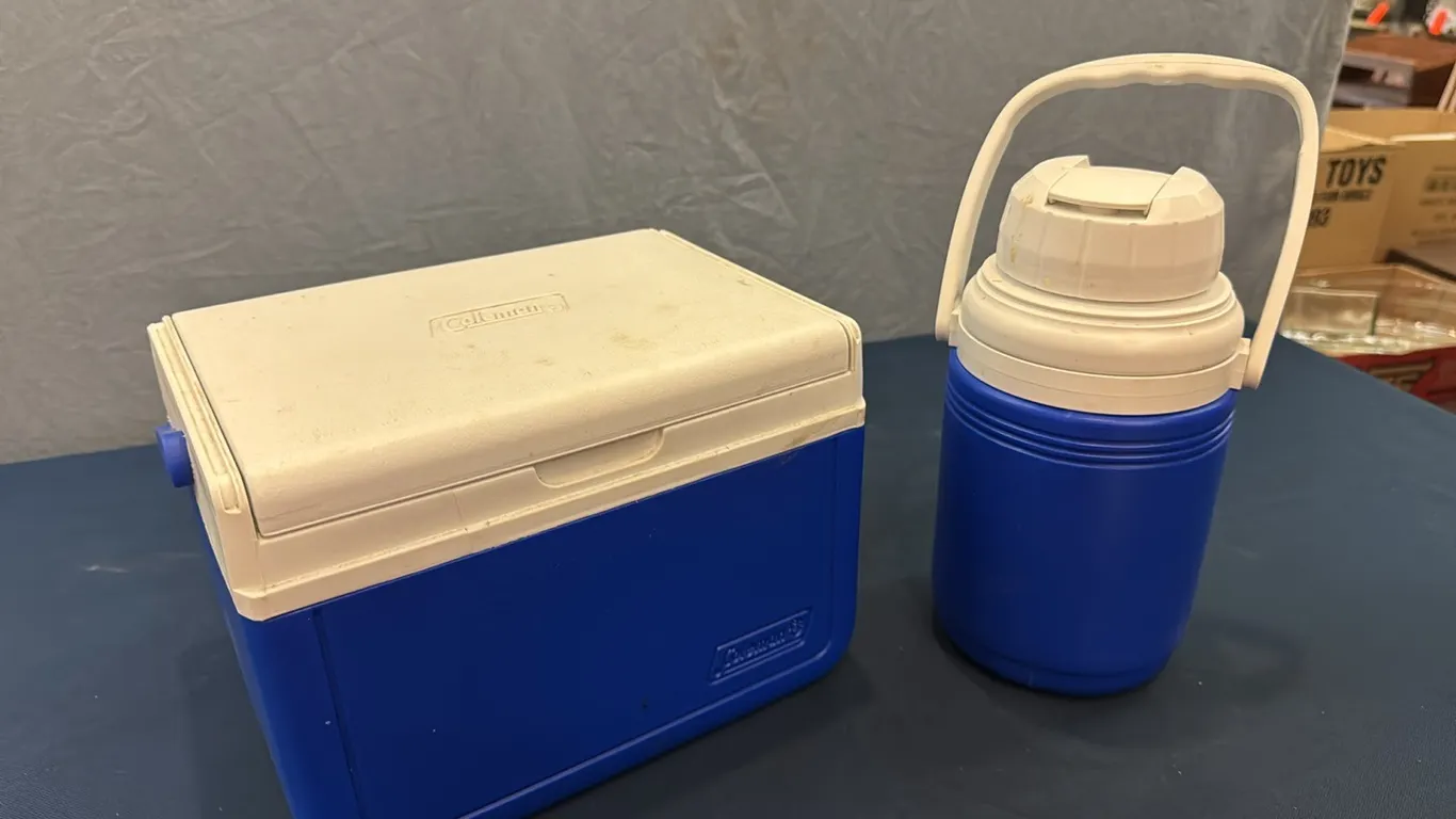 Cooler, water jug