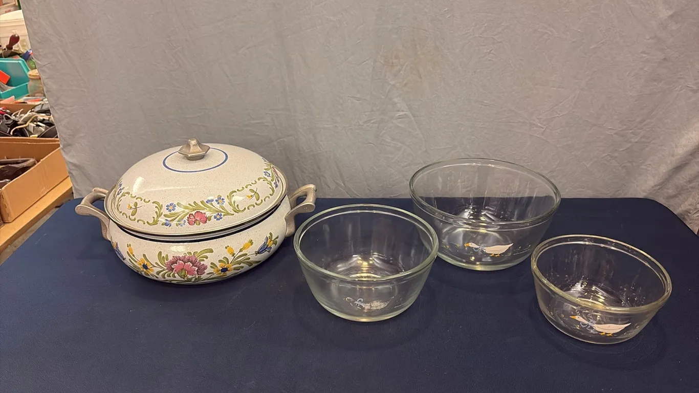 Glass Bowl Set & Cooking Pot