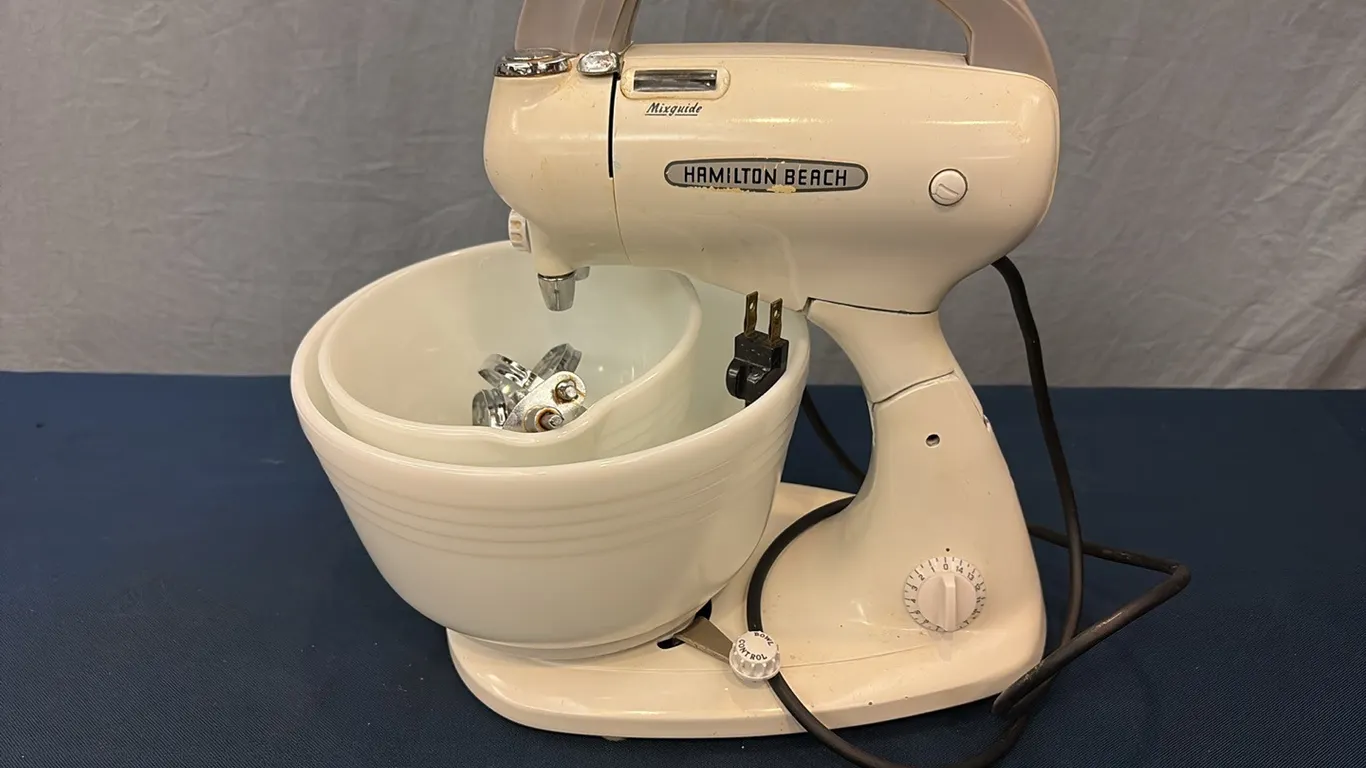 Hamilton Beach Stand Mixer