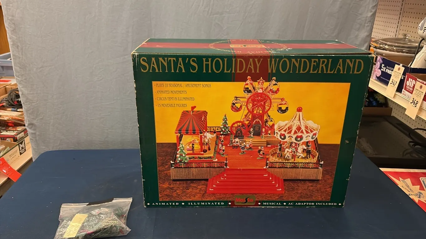 Santa’s Holiday Wonderland