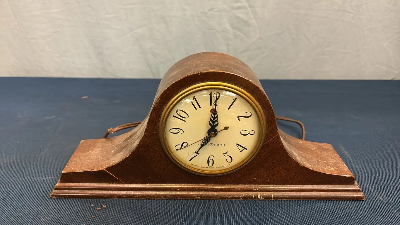 Small GE Mantle Clock