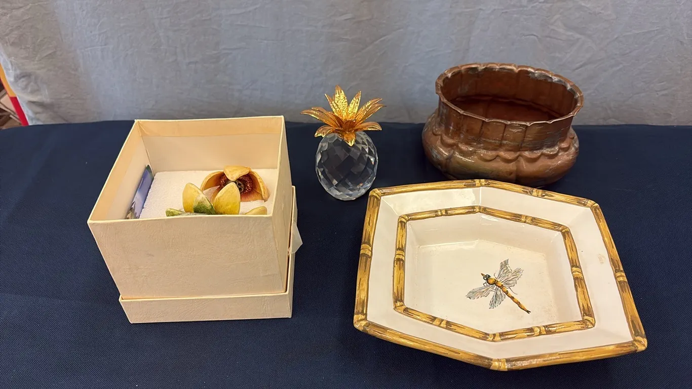 Decor & Misc