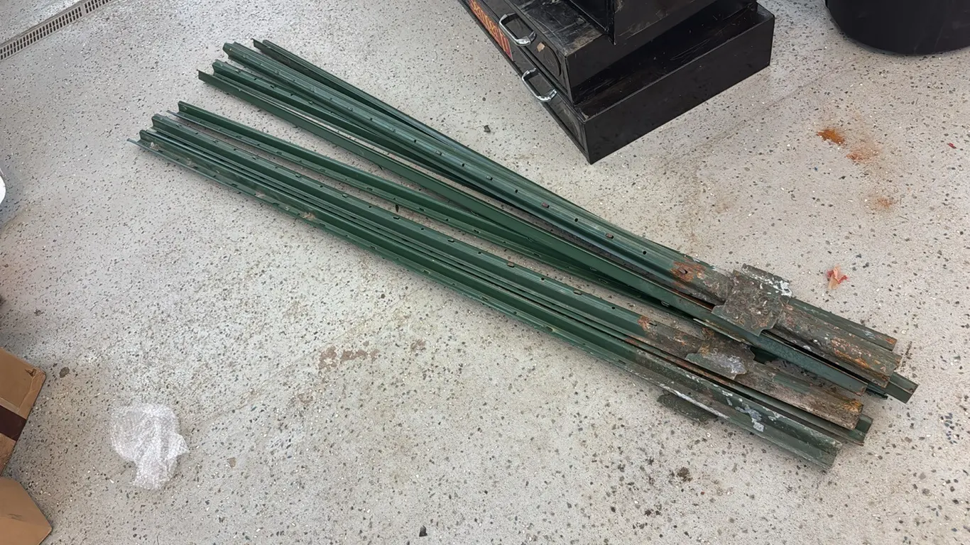 8 light duty steel post