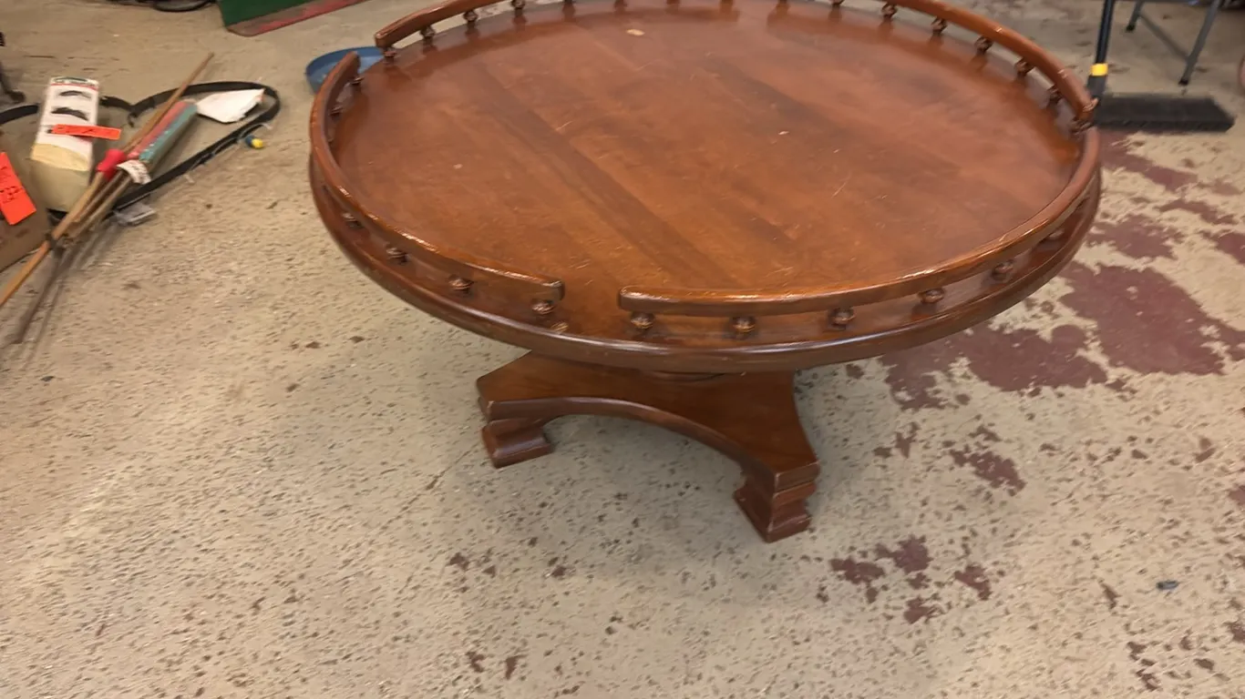 Rotating coffee table