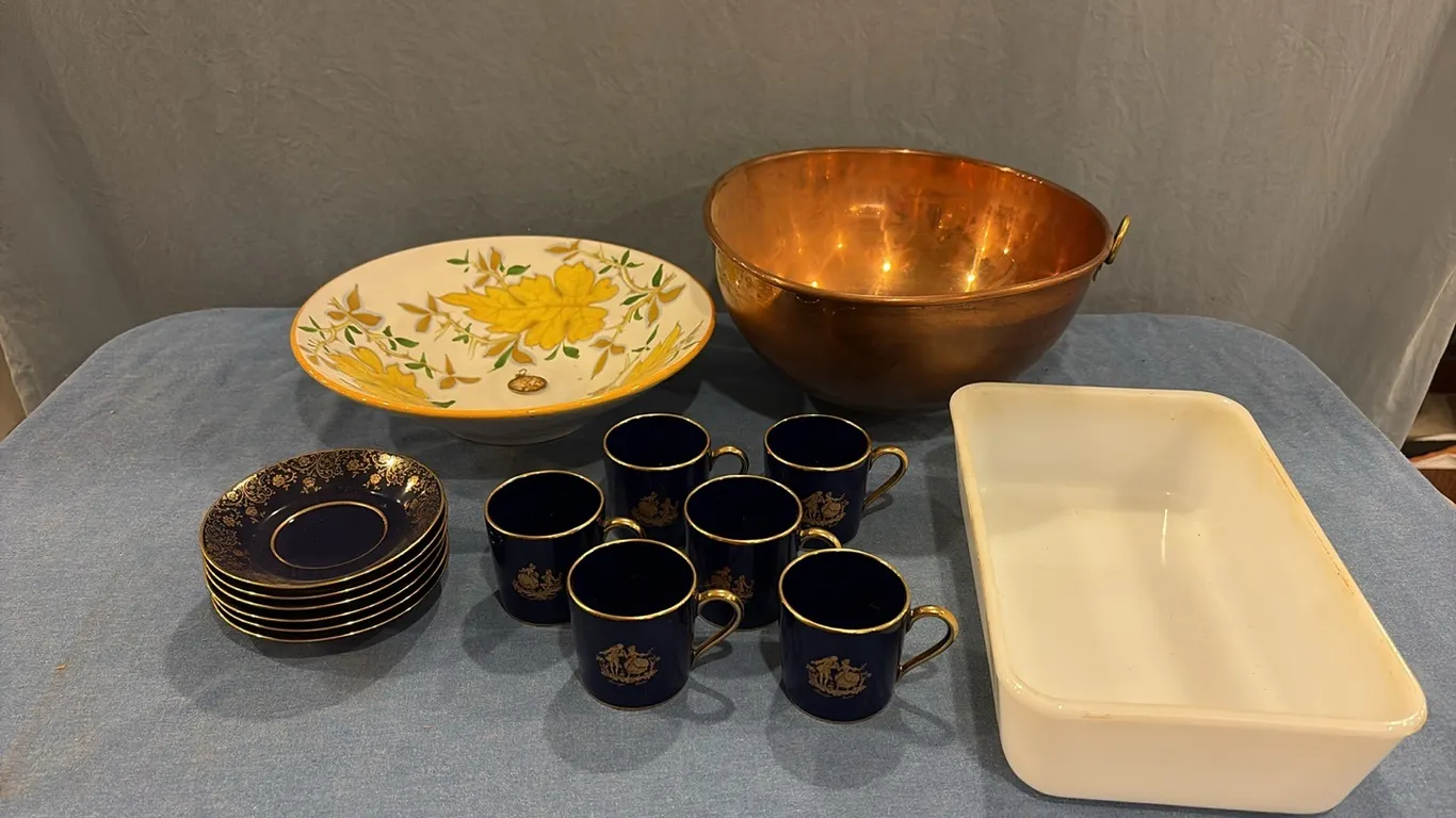 Bowls & Dishes