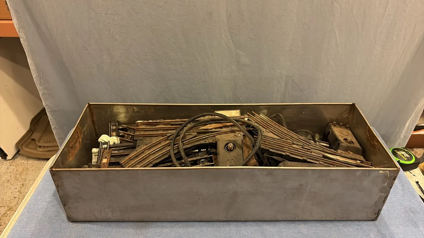 Vintage Lionel Train Tracks