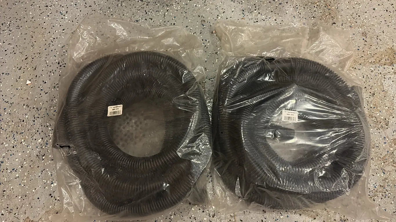2- 1 1/2” Discharge Hoses