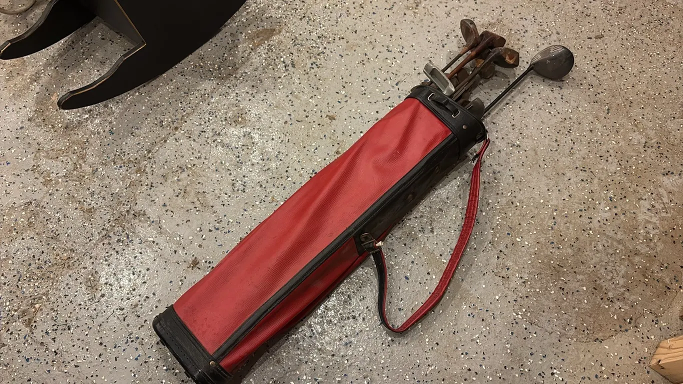 Golf Clubs w/ Bag