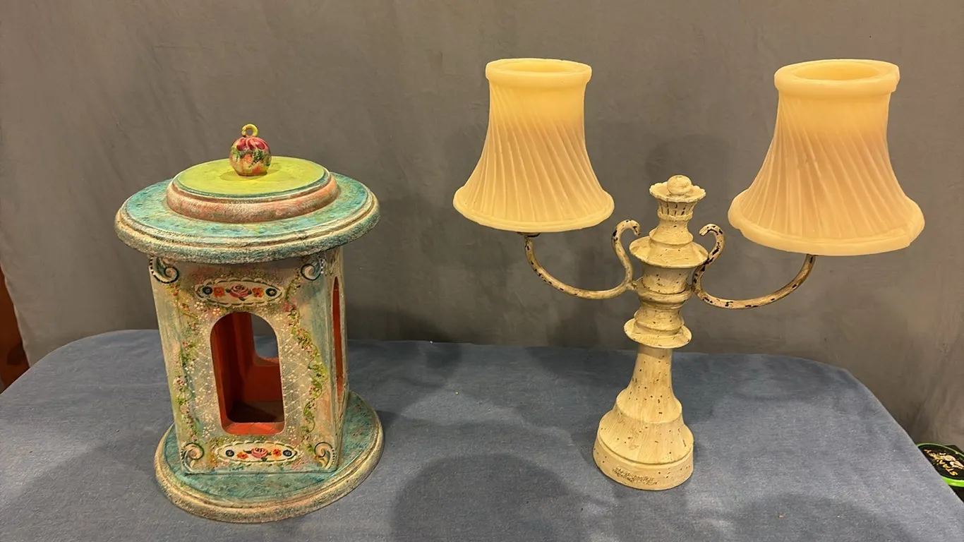 Wood Lantern & Candle Stand