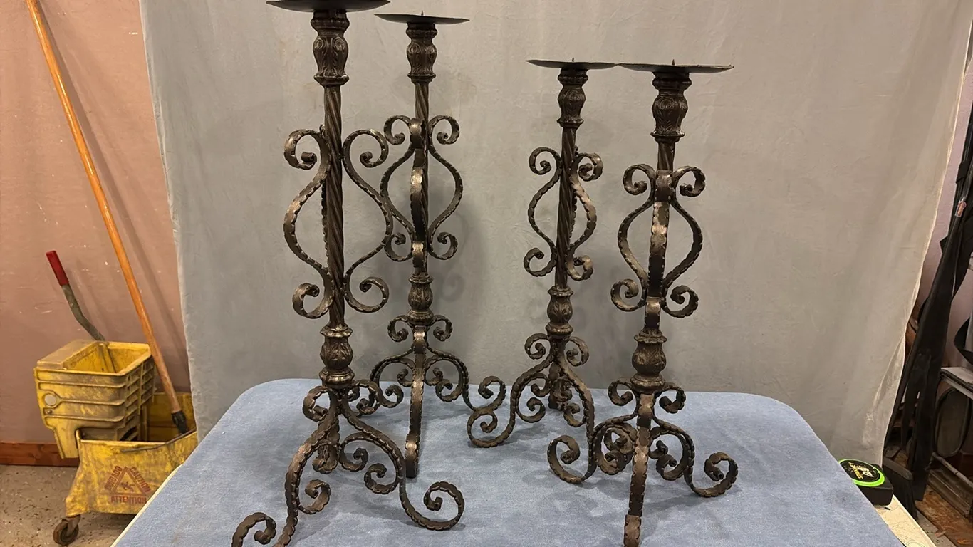 4- Candle Stands